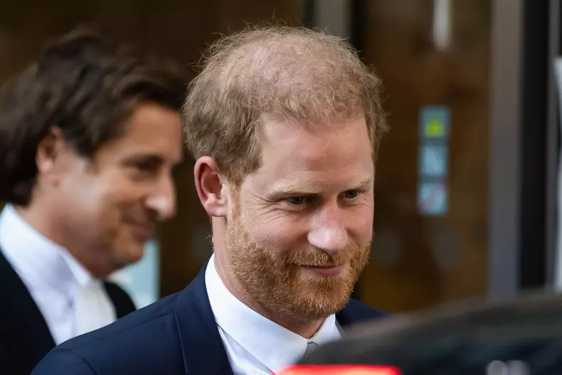 Cadoul inedit pe care l-a primit Lilibet de la Regele Charles. Ce l-a nemulțumit pe prințul Harry