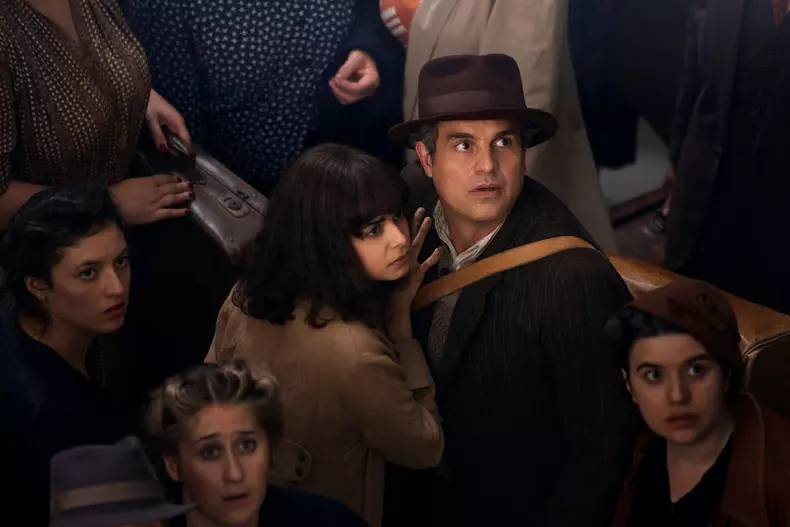 aria-mia-loberti-si-mark-ruffalo-in-toata-lumina...