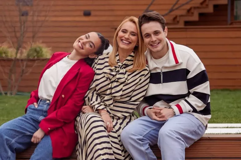 alexia-eram-andreea-esca-aris-melkior