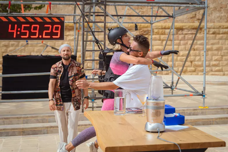 Prima probă de la „Power Couple România”  (2)