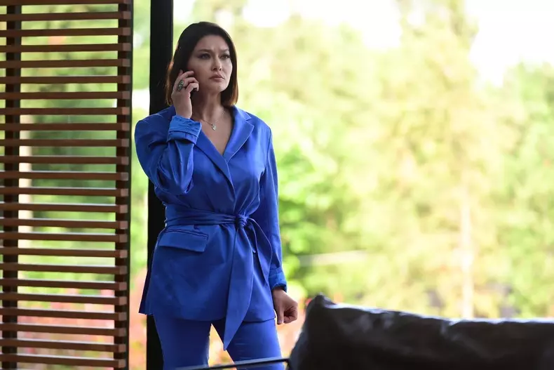 Nurgül Yeşilçay in serialul Scrisoarea de adio