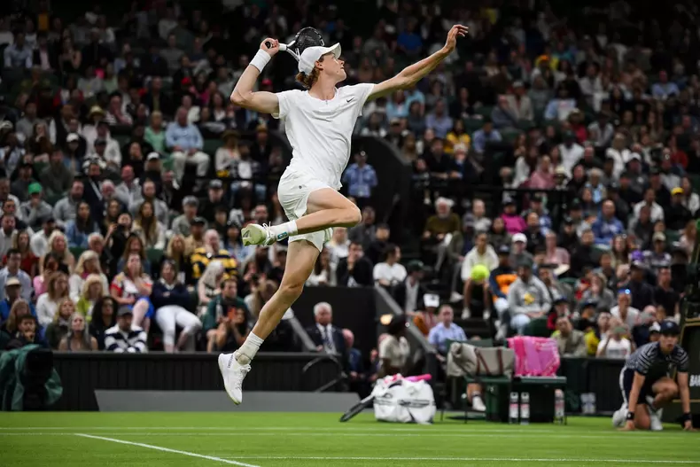 TOPSHOT-TENNIS-GBR-WIMBLEDON
