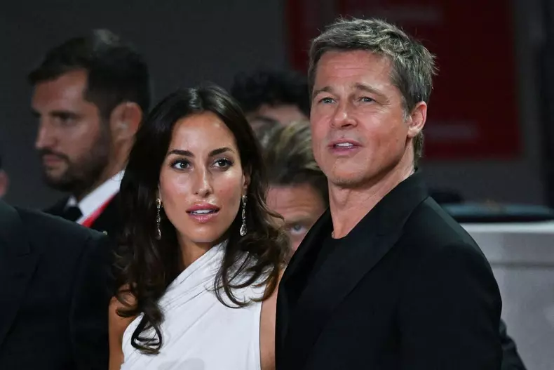 Venice Wolfs Premiere
