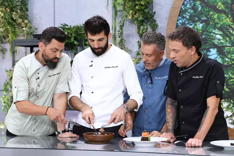 Când începe „Chefi la cuțite”, sezonul 14  (6)