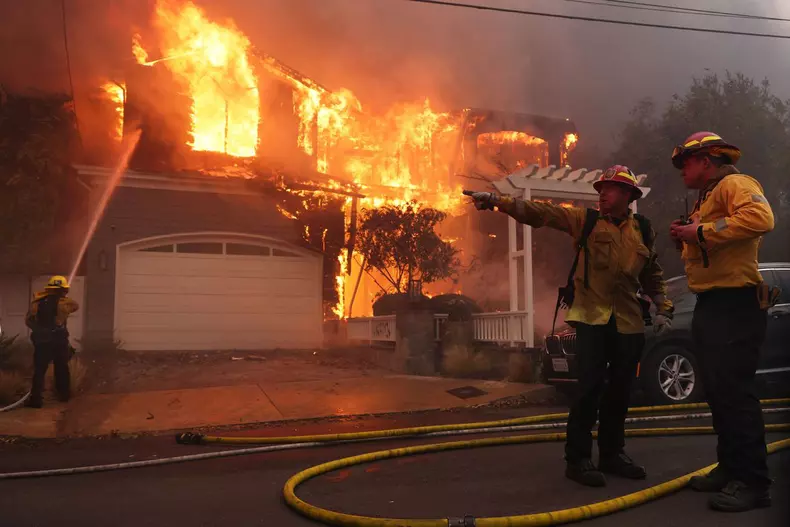 Palisades Fire in California