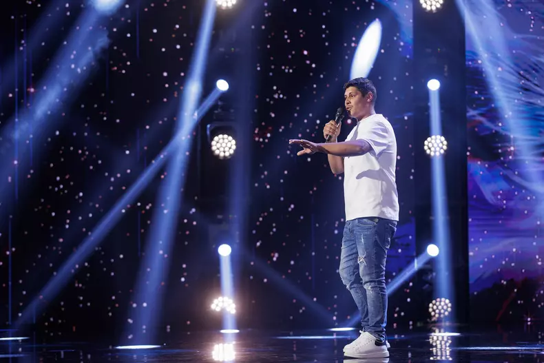 Marius Moldovan - Romanii au talent (2)