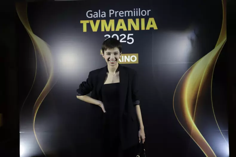 karina-jianu-premiile-tvmania-2025 (1)