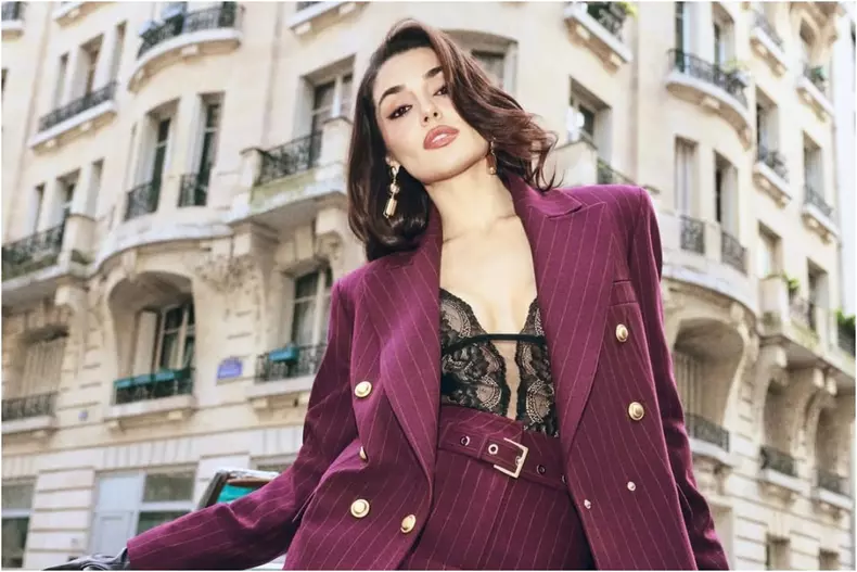 Hande Ercel (1)