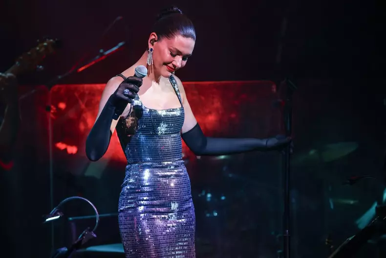 Bergüzar Korel (1)