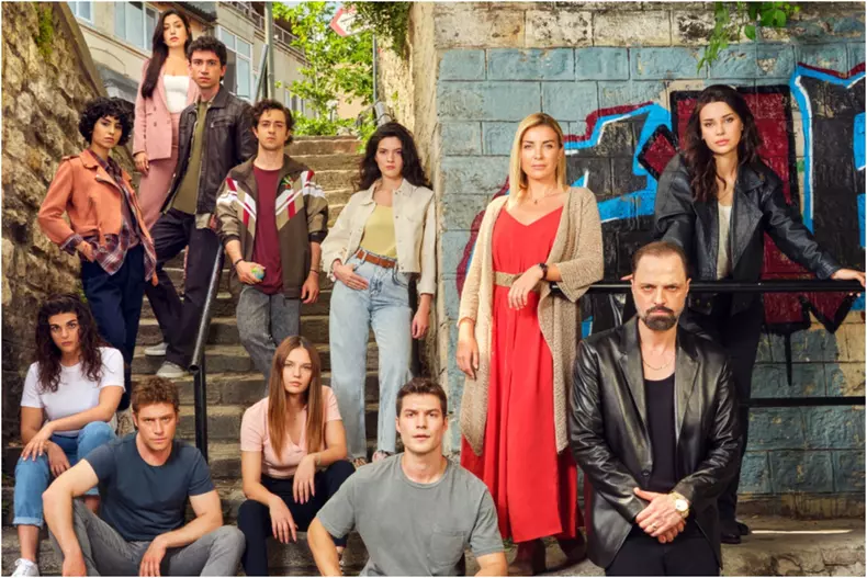o-noua-sansa-serial-turcesc (1)