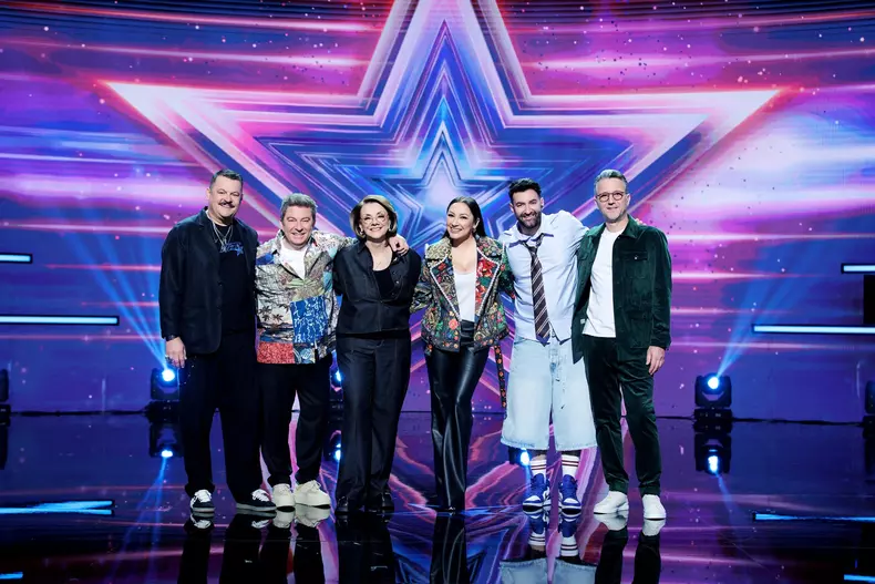 Mihai Bobonete, Pavel Bartoș, Carmen Tănase, Andra, Smiley, Andi Moisescu - Românii au talent