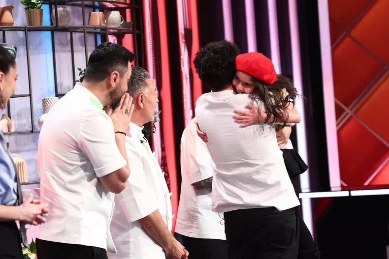 Aseara s-au desemnat finalistii Chefi la cutite - Viitorul are gust_2