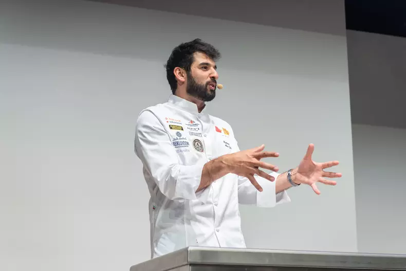 Chef Richard, pe scena Congresului_2