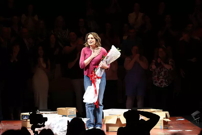 Mariska Hargitay Makes Her Broadway Debut In "Every Brilliant Thing"