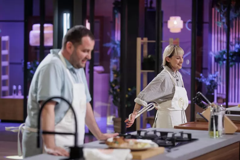 duel Belinda Liu vs. Alex Mercea_ep. 2_7