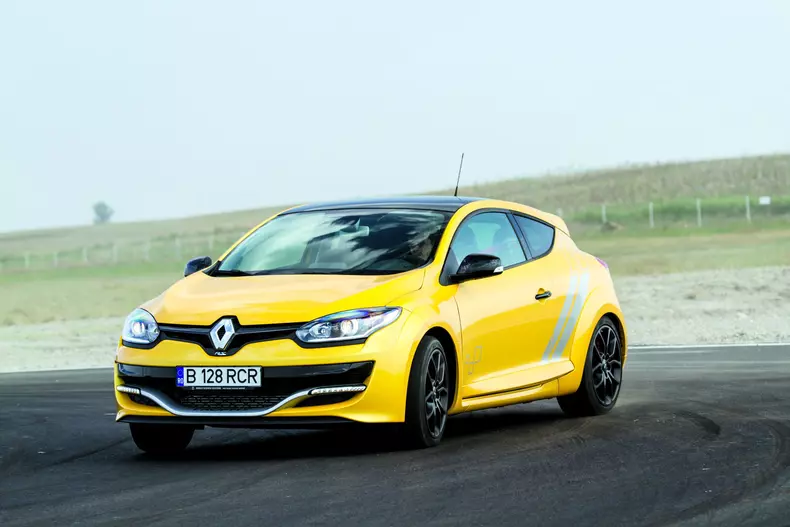 test drive renault megane rs 275 trophy (3)