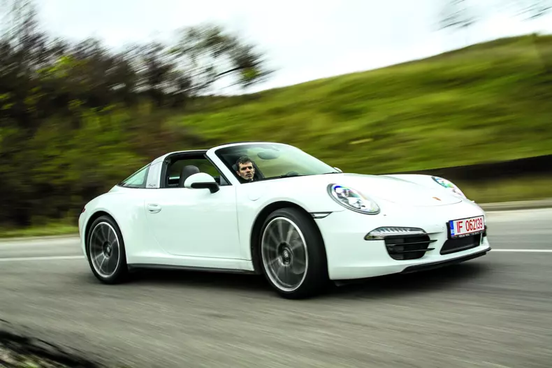 porsche 911 targa 4