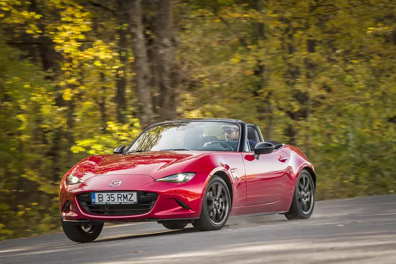 mazda mx-5 world car of the year 2016