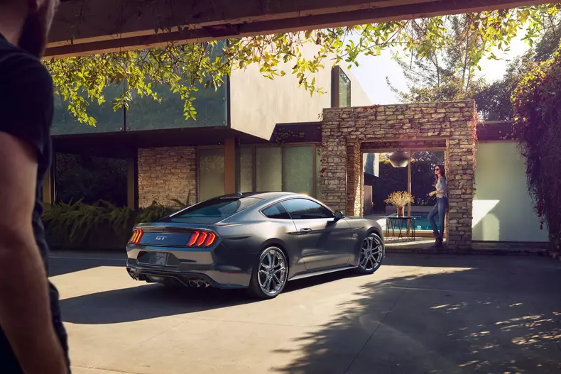 2017-ford-mustang-facelift-55