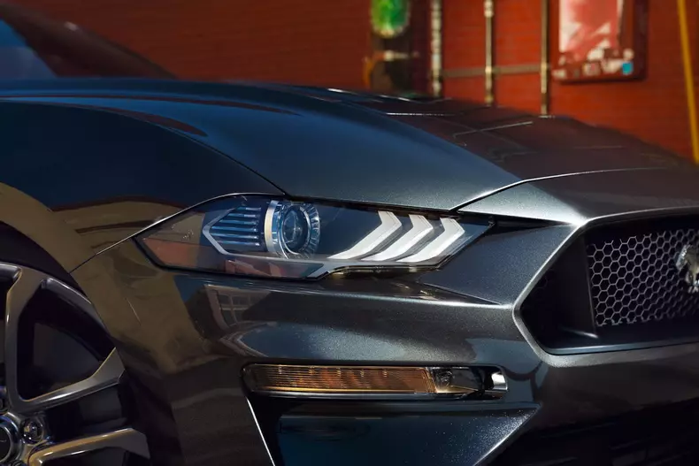 2017-ford-mustang-facelift-56