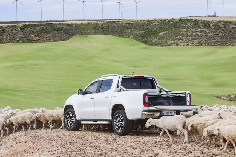 Mercedes-Benz X-Klasse – Power Exterieur