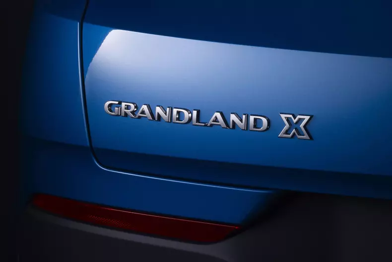Stylish, functional Opel Grandland X