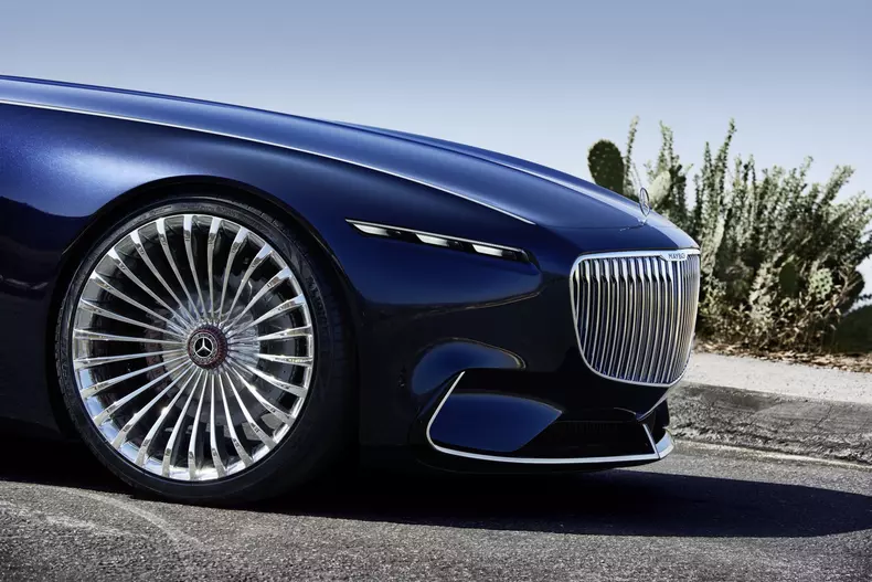 Studie eines extravaganten Cabriolets der Luxusklasse: Luxuriöse Offenbarung: Vision Mercedes-Maybach 6 Cabriolet