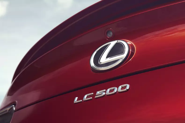 Lexus_LC500_detail_003