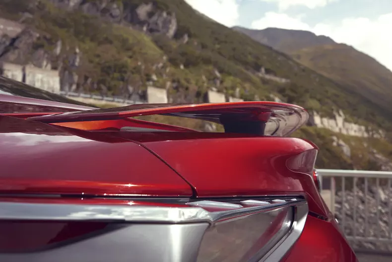 Lexus_LC500_detail_004