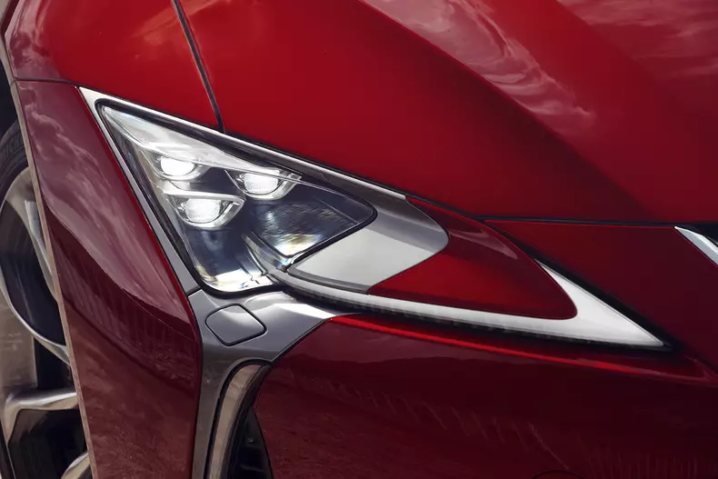 Lexus_LC500_detail_008