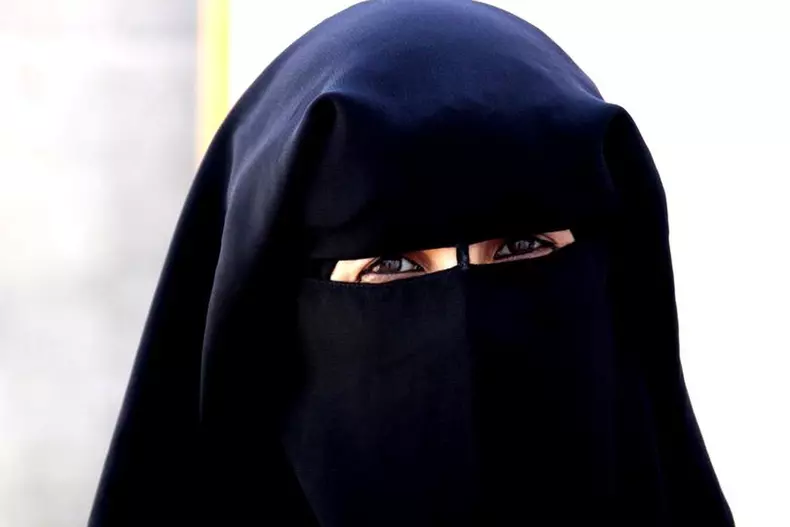 Burka-Lady