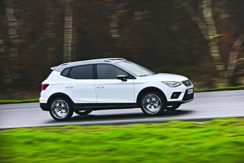 Vergleich Seat Arona Kia Stonic Opel Crossland Renault Captur