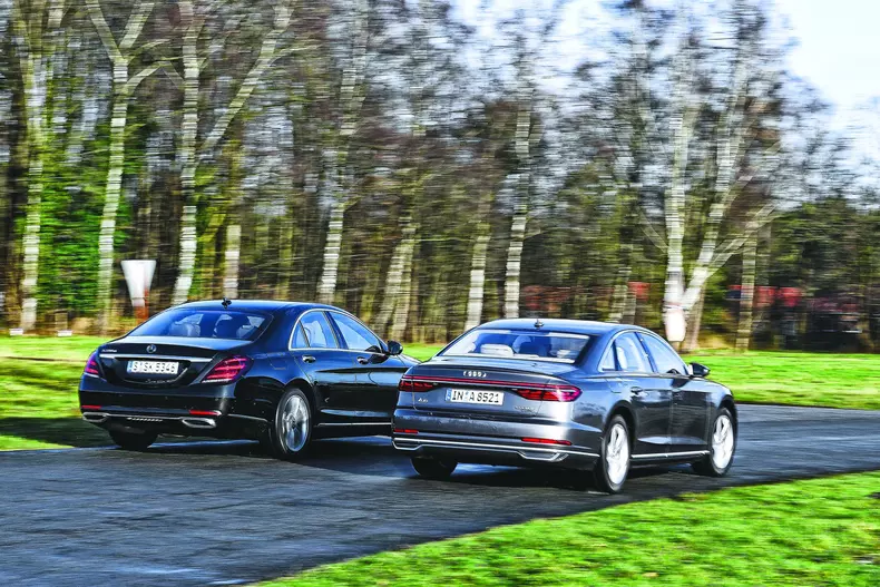 Audi A8 50 TDI gegen Mercedes S350d