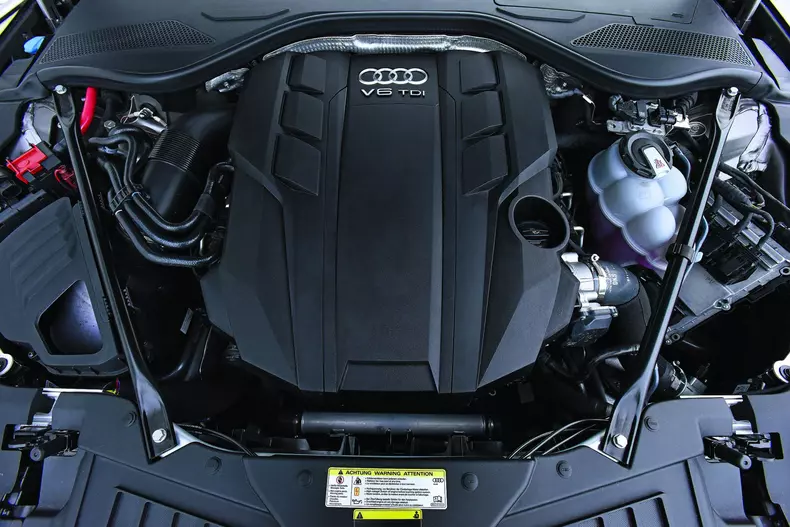 Audi A8 50 TDI gegen Mercedes S350d