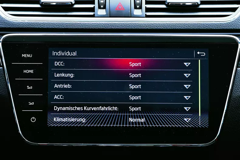 Vergleich Opel Insigia GSI gegen Skoda Superb