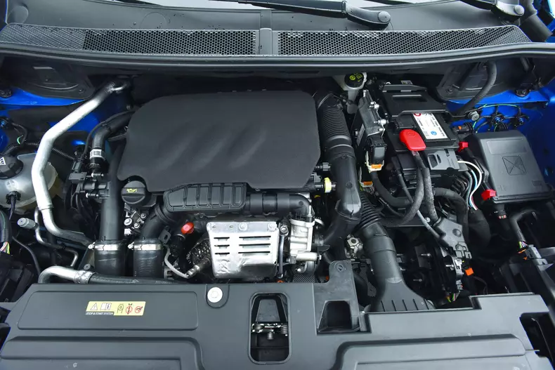 Vergleich Opel Grandland X, Peugeot 3008, Renault Kadjar