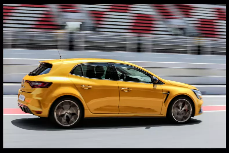 Megane RS Trophy 4