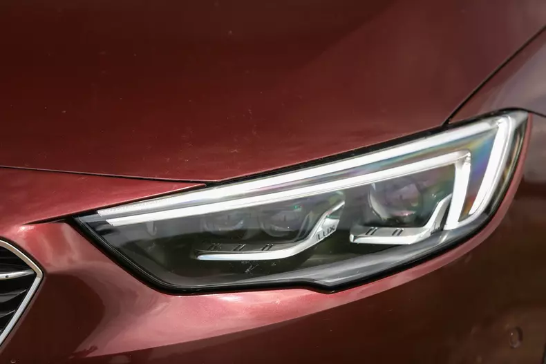 opelinsigniaCOUNTRYTOURER19