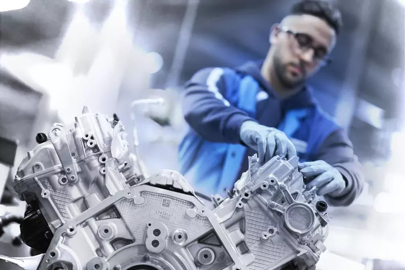 Cel mai puternic V8 BMW productie