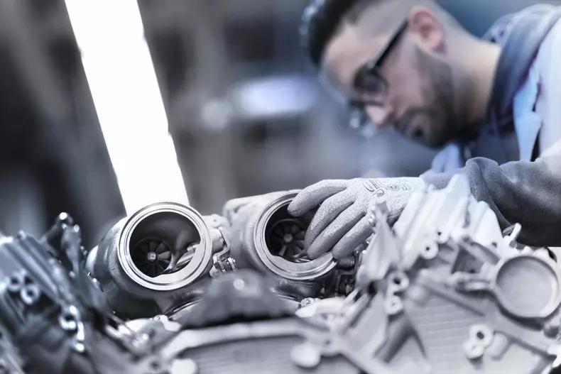 Cel mai puternic V8 BMW productie004