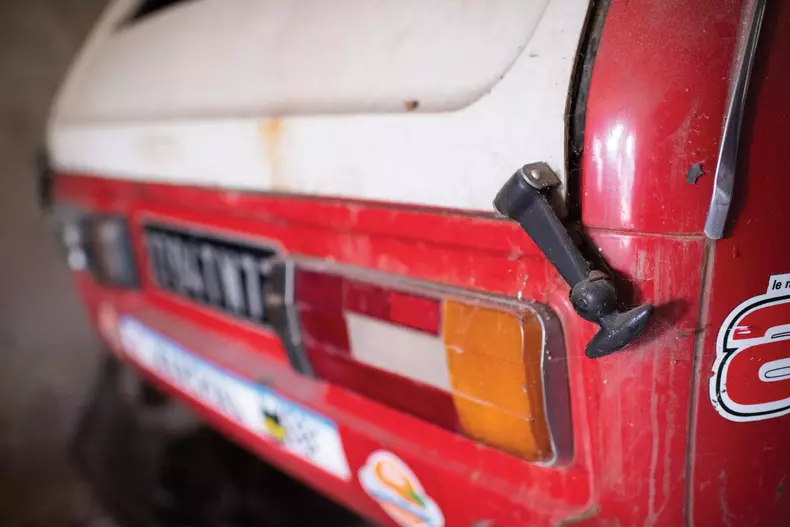 cea mai scumpă Lada Niva01