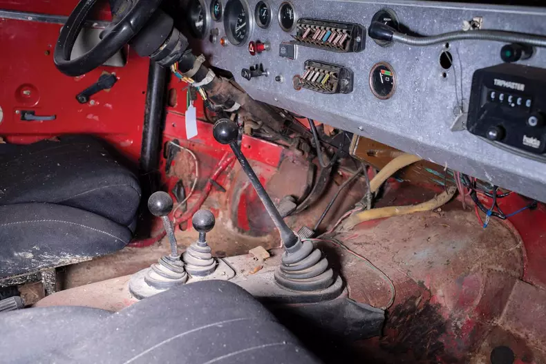 cea mai scumpă Lada Niva03