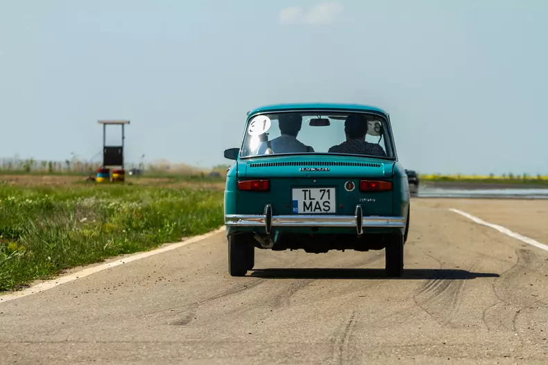 1100 vedetă pe circuit