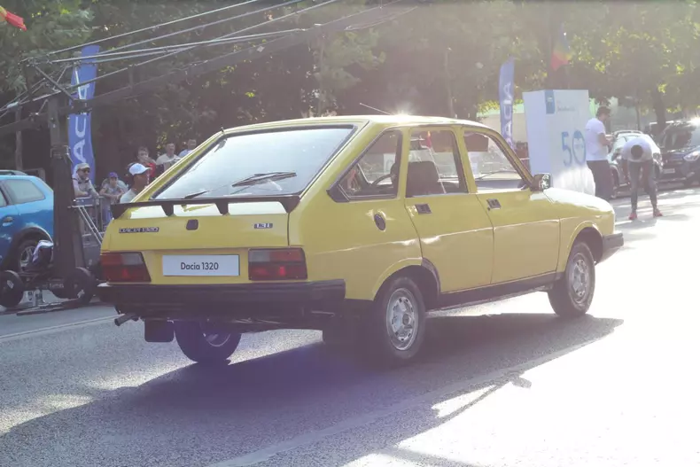 Dacia 50 de ani025