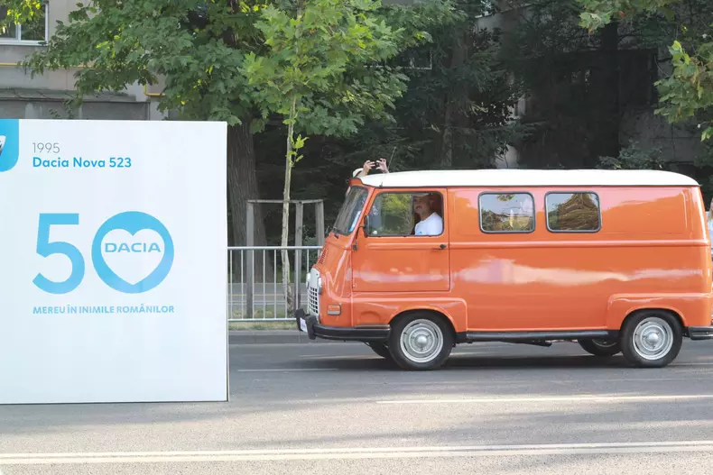 Dacia 50 de ani059