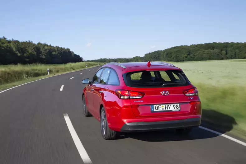 Hyundai i30 Wagon (2)