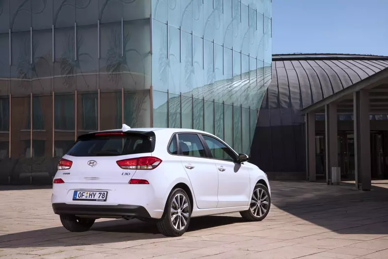 Hyundai i30 generatie 2019 foto oficial01