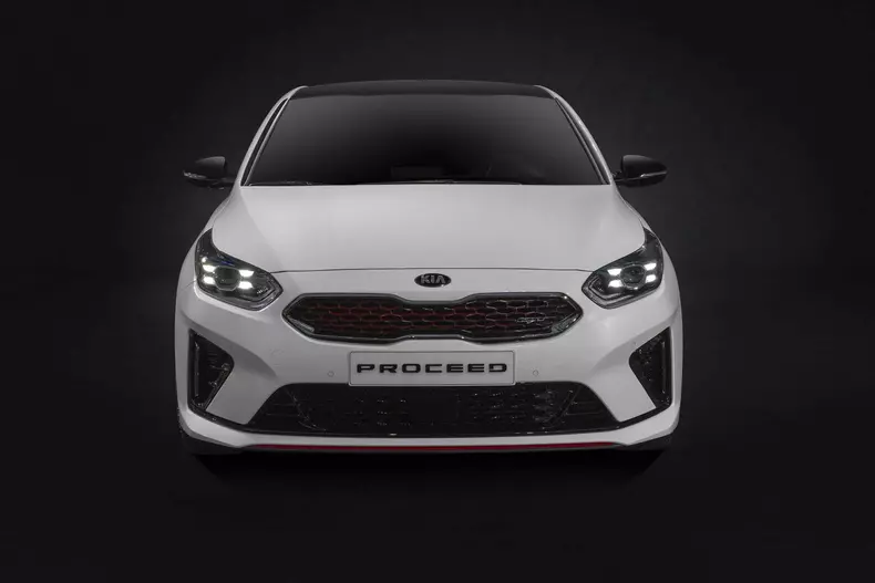 Kia ProCeed noua generatie14