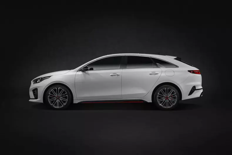 Kia ProCeed noua generatie15