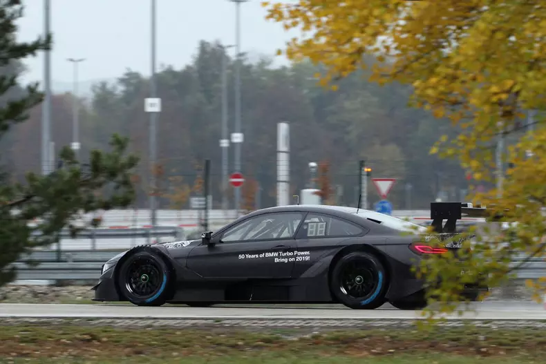BMW M4 DTM 2019 5